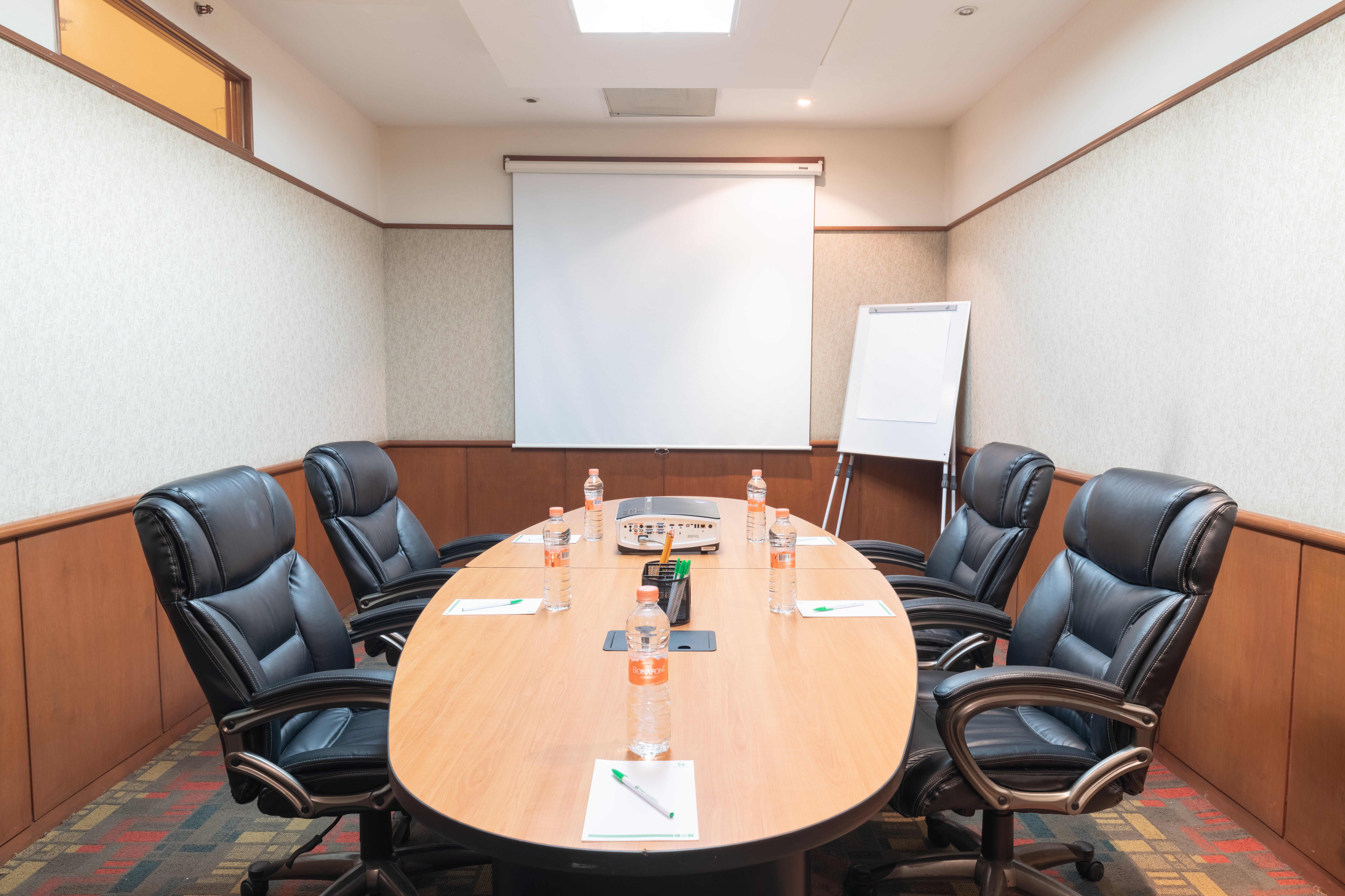 ספופן Holiday Inn Guadalajara Expo Plaza Del Sol By Ihg מראה חיצוני תמונה
