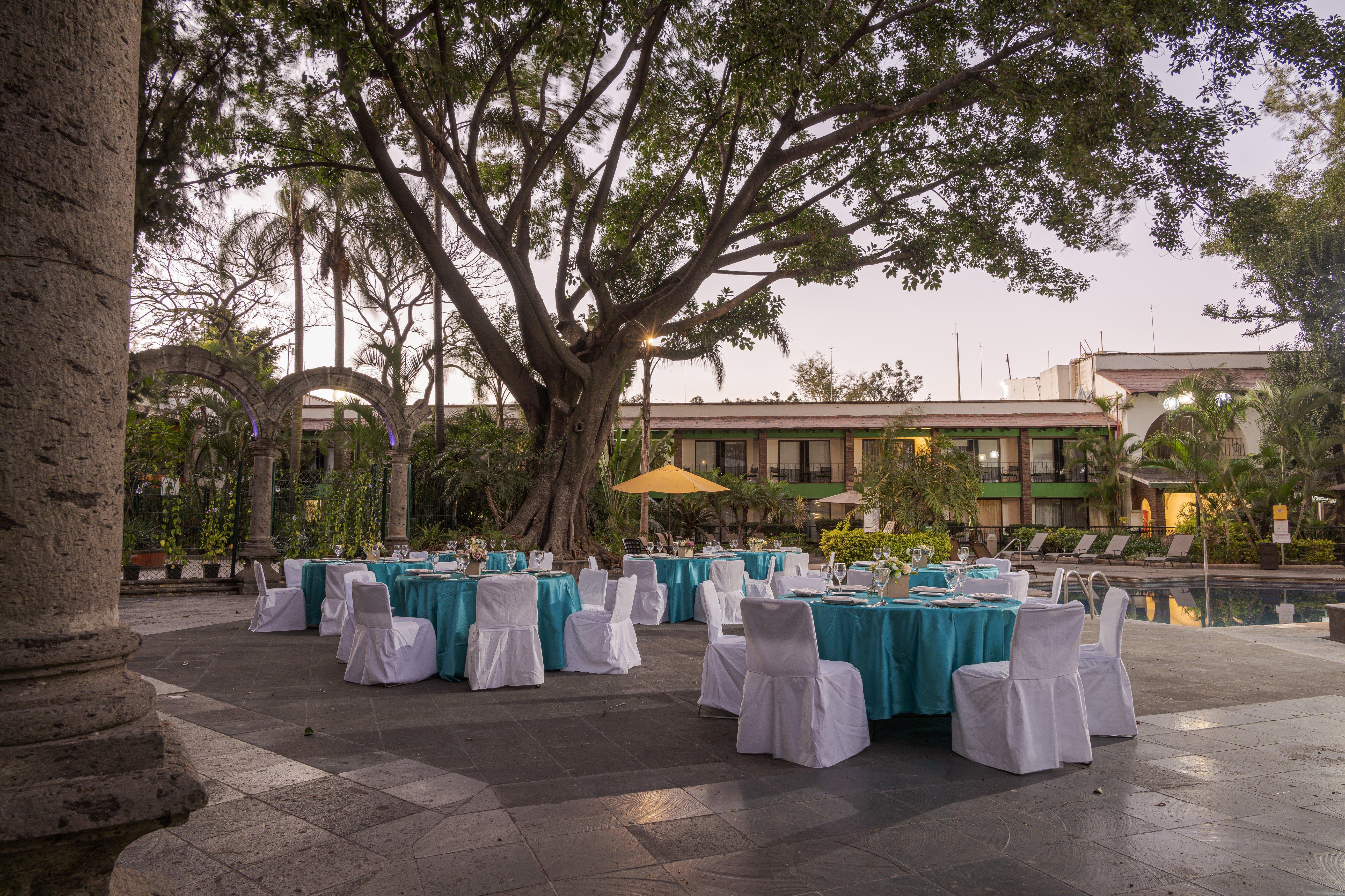 ספופן Holiday Inn Guadalajara Expo Plaza Del Sol By Ihg מראה חיצוני תמונה